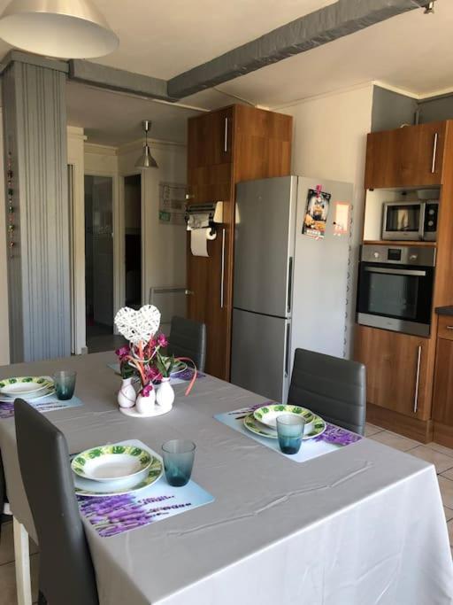 Appartement Balcon, Place De Parking, Centre Ville Valence  Bagian luar foto