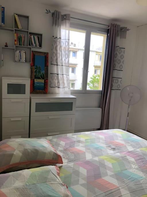 Appartement Balcon, Place De Parking, Centre Ville Valence  Bagian luar foto