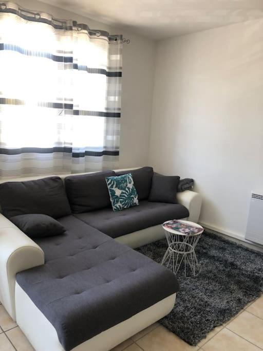 Appartement Balcon, Place De Parking, Centre Ville Valence  Bagian luar foto