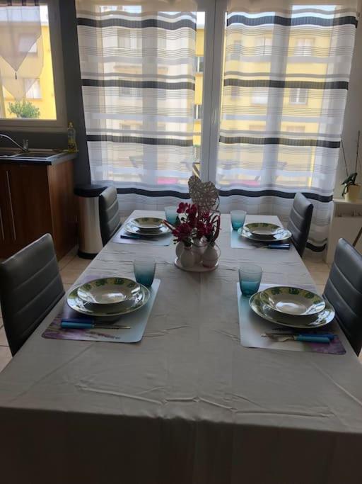 Appartement Balcon, Place De Parking, Centre Ville Valence  Bagian luar foto