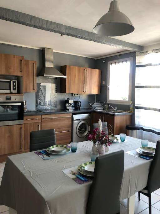 Appartement Balcon, Place De Parking, Centre Ville Valence  Bagian luar foto